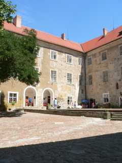 Binnenplaats van het kasteel