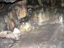 Zwartgeroete druipsteen formaties in de König Otto Tropfsteinhöhle bij Velburg